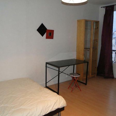 Appartement Entre Trocadero Et Champs Elyses Paris Exterior photo